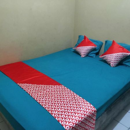 OYO 90041 Hotel Sinar Lumayan Syariah Balikpapan  Bagian luar foto