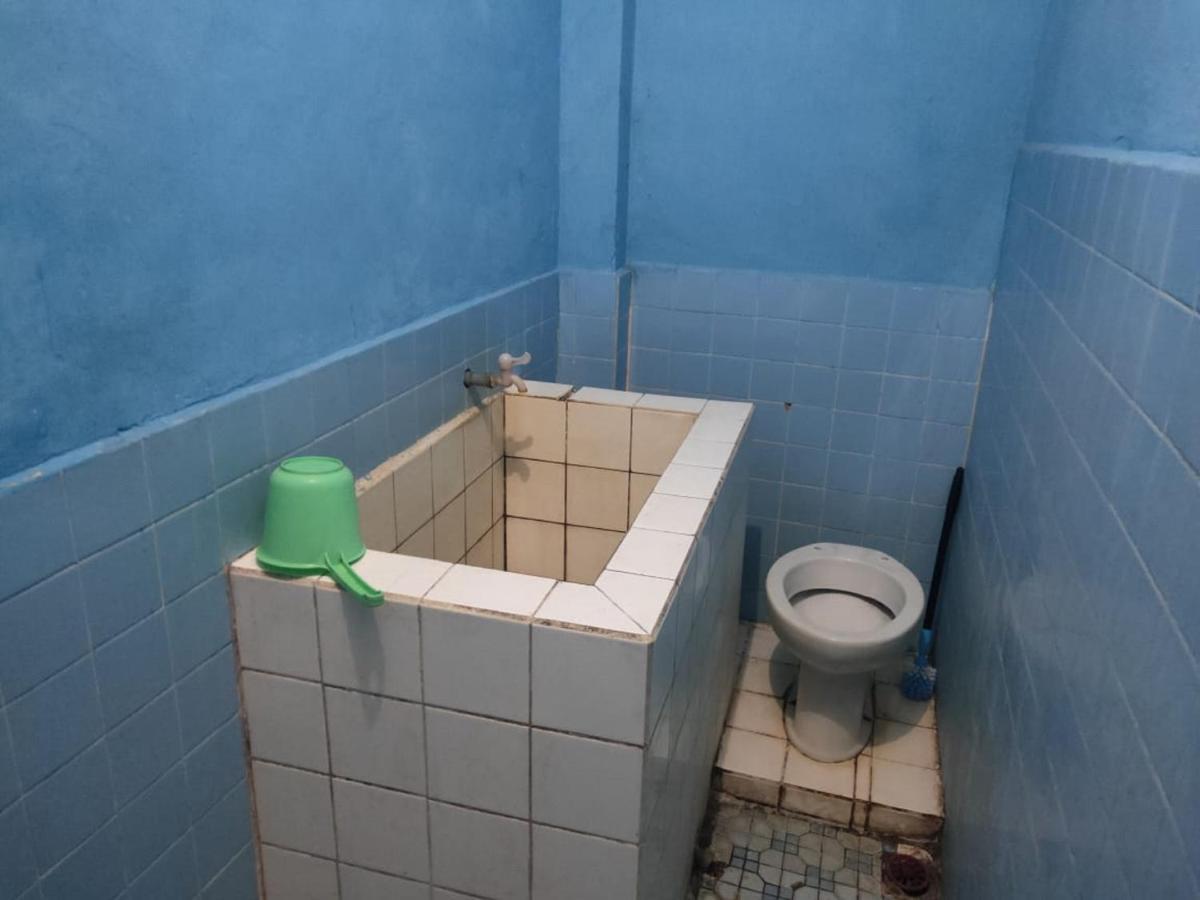OYO 90041 Hotel Sinar Lumayan Syariah Balikpapan  Bagian luar foto