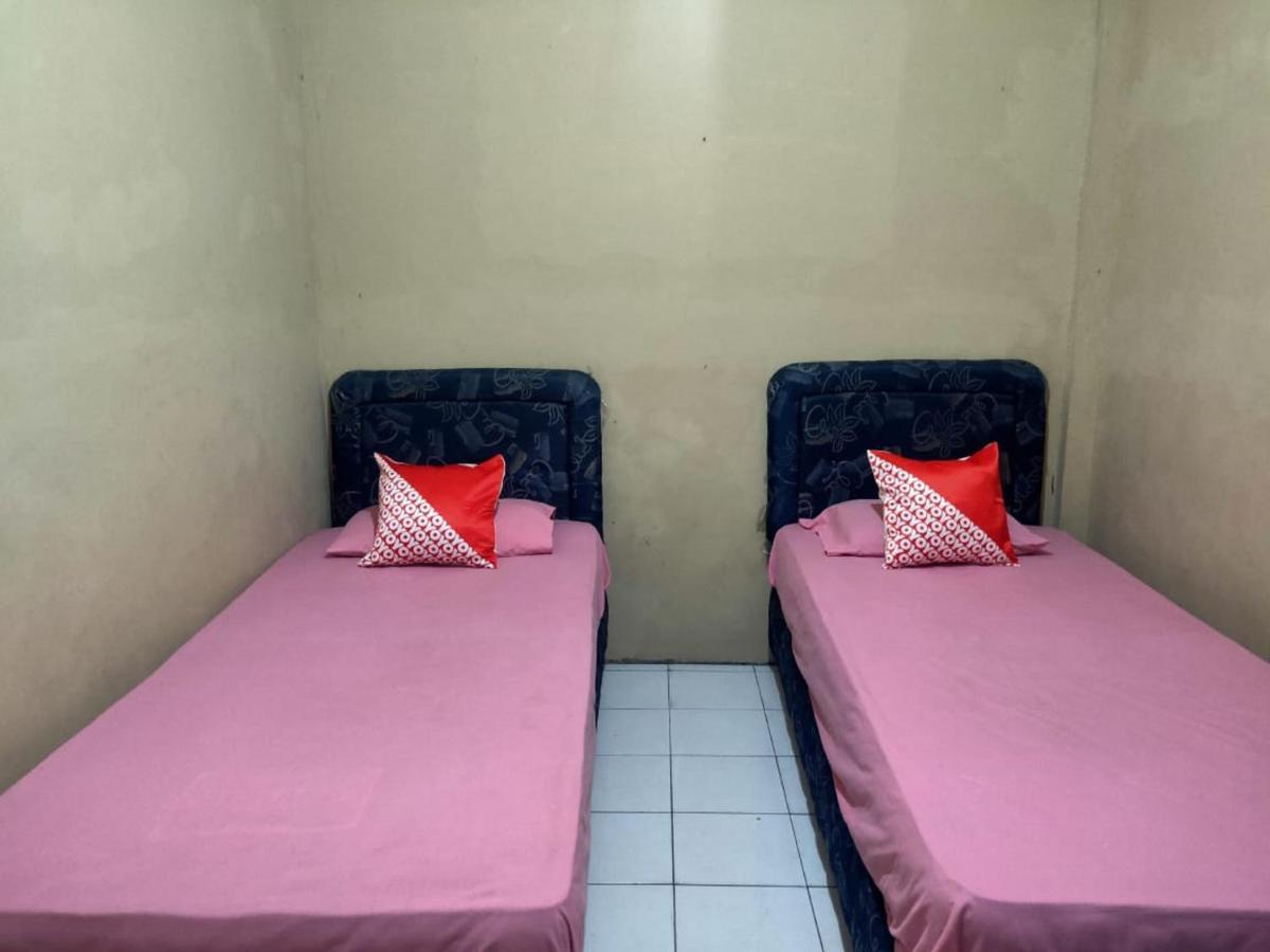 OYO 90041 Hotel Sinar Lumayan Syariah Balikpapan  Bagian luar foto