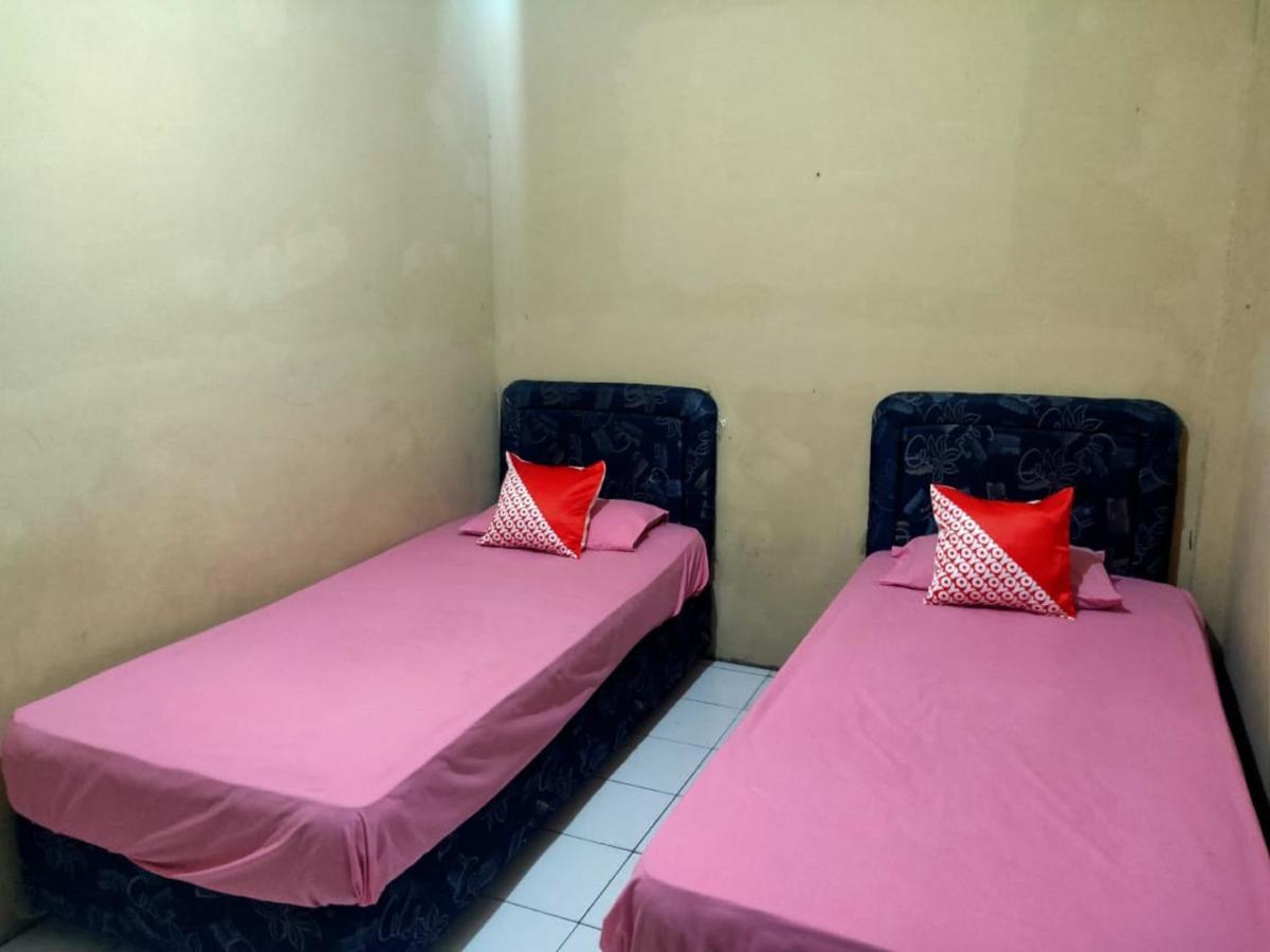OYO 90041 Hotel Sinar Lumayan Syariah Balikpapan  Bagian luar foto