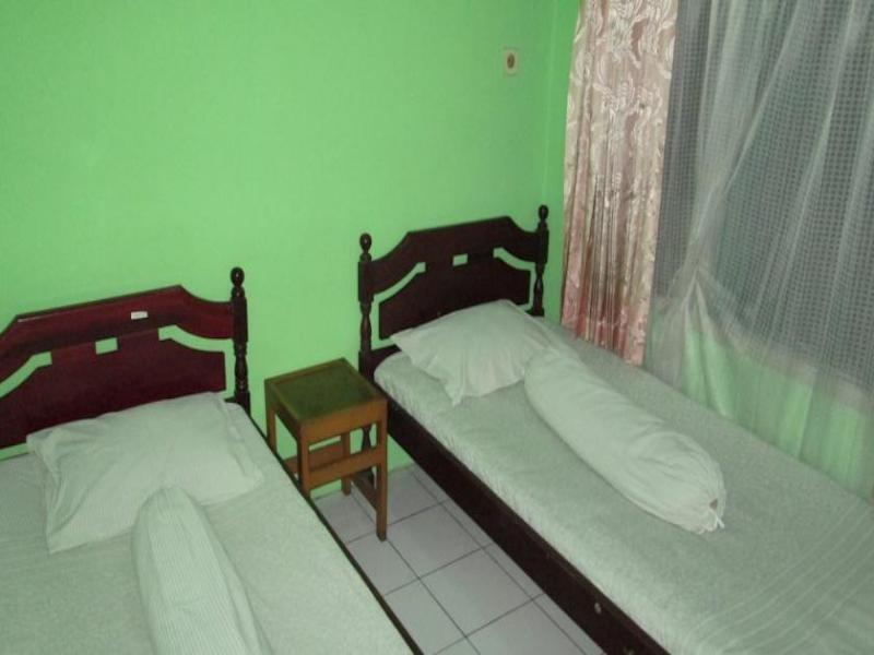 OYO 90041 Hotel Sinar Lumayan Syariah Balikpapan  Bagian luar foto